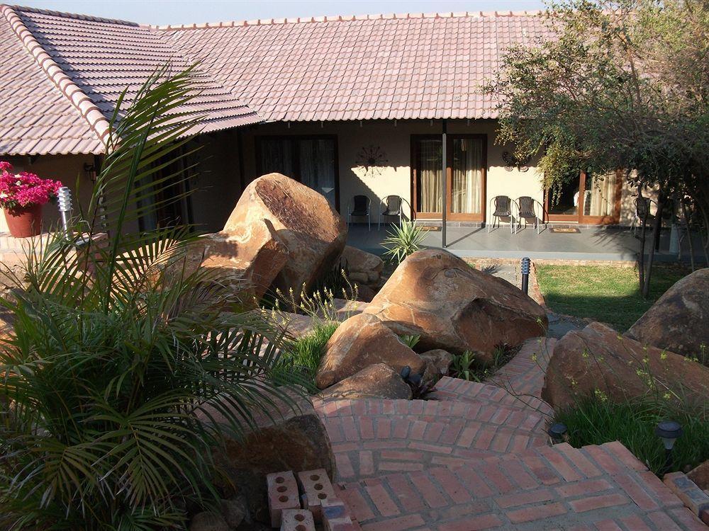 Meerkat Manor Komatipoort Exterior photo